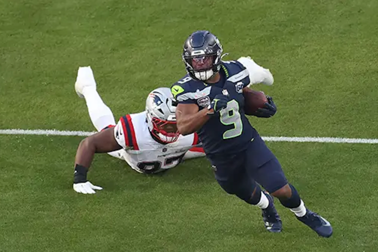 The MVP Father-Son Moment That Outshined the Halftime Show at Super Bowl LX